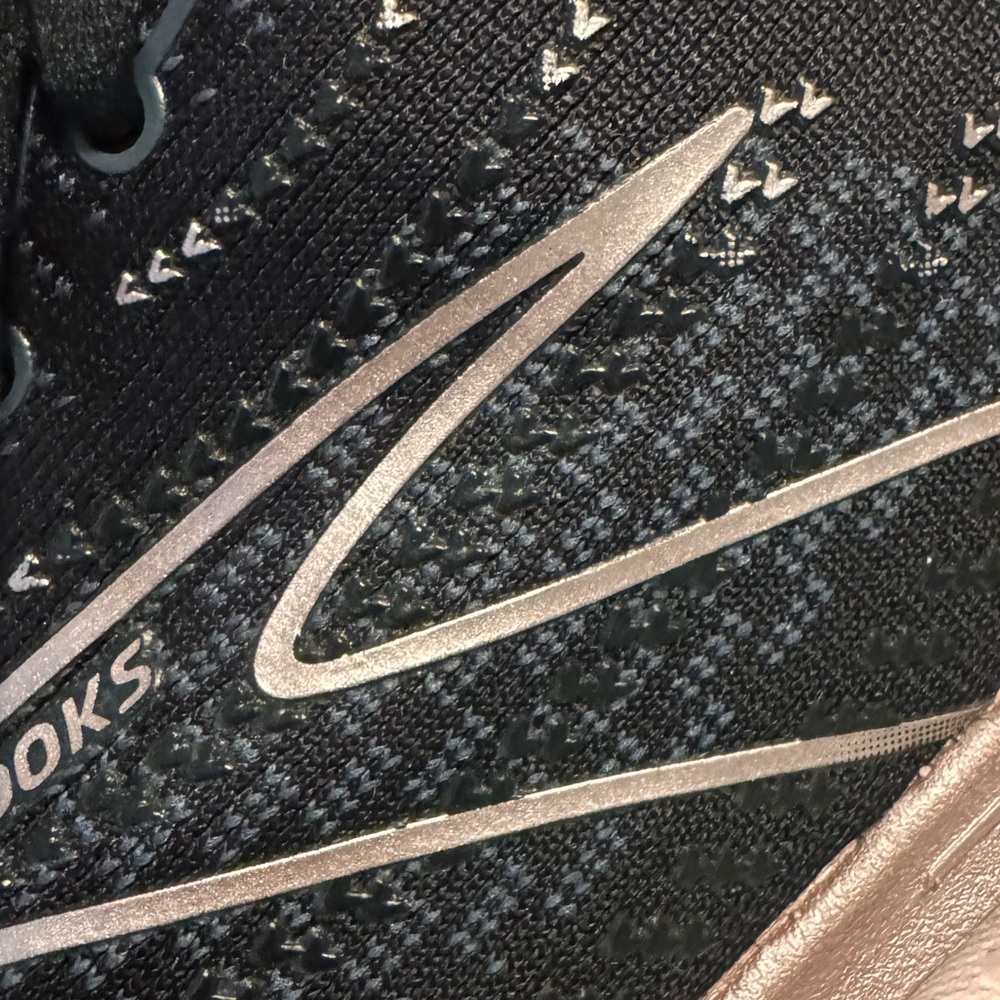 Brooks Women’s Black and Pink Running Shoes - Picture 5 of 5